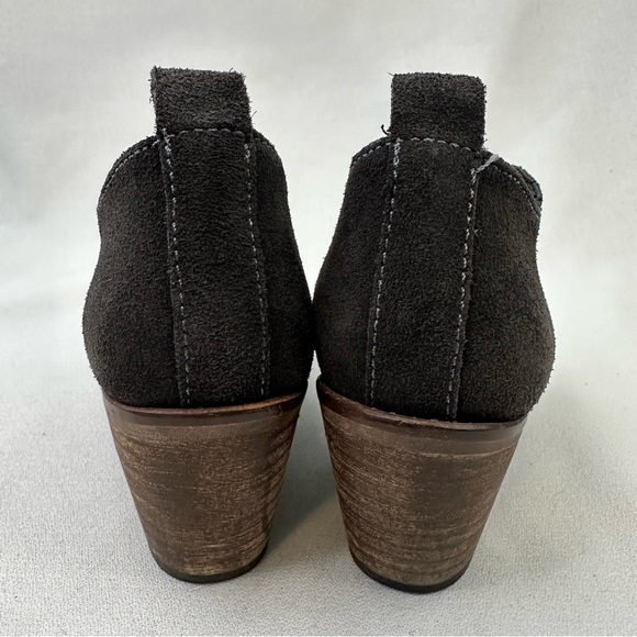 Anthropologie Sixtyseven Gray Suede Cowgirl Ankle Bootie 6 - Picture 7 of 11